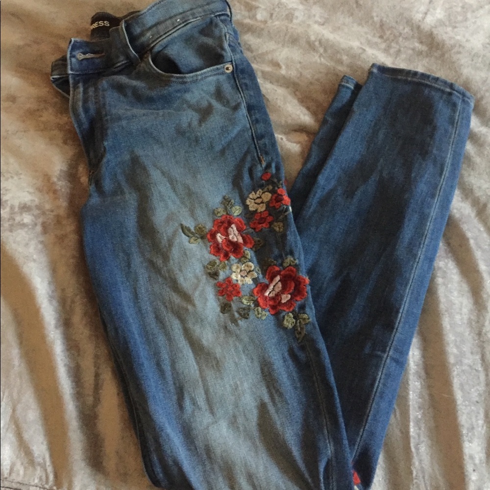 Express Floral Blue Denim Jeans 🌸